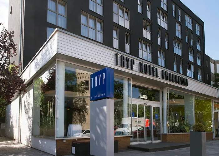 Hotel Tryp By Wyndham Frankfurt Francoforte sul Meno
